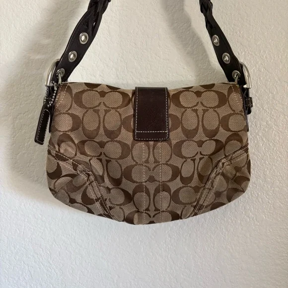 Y2K Coach Soho Signature Flap Buckle Small Canvas Shoulder Bag in Brown 060 6171 - Picture 6 of 11